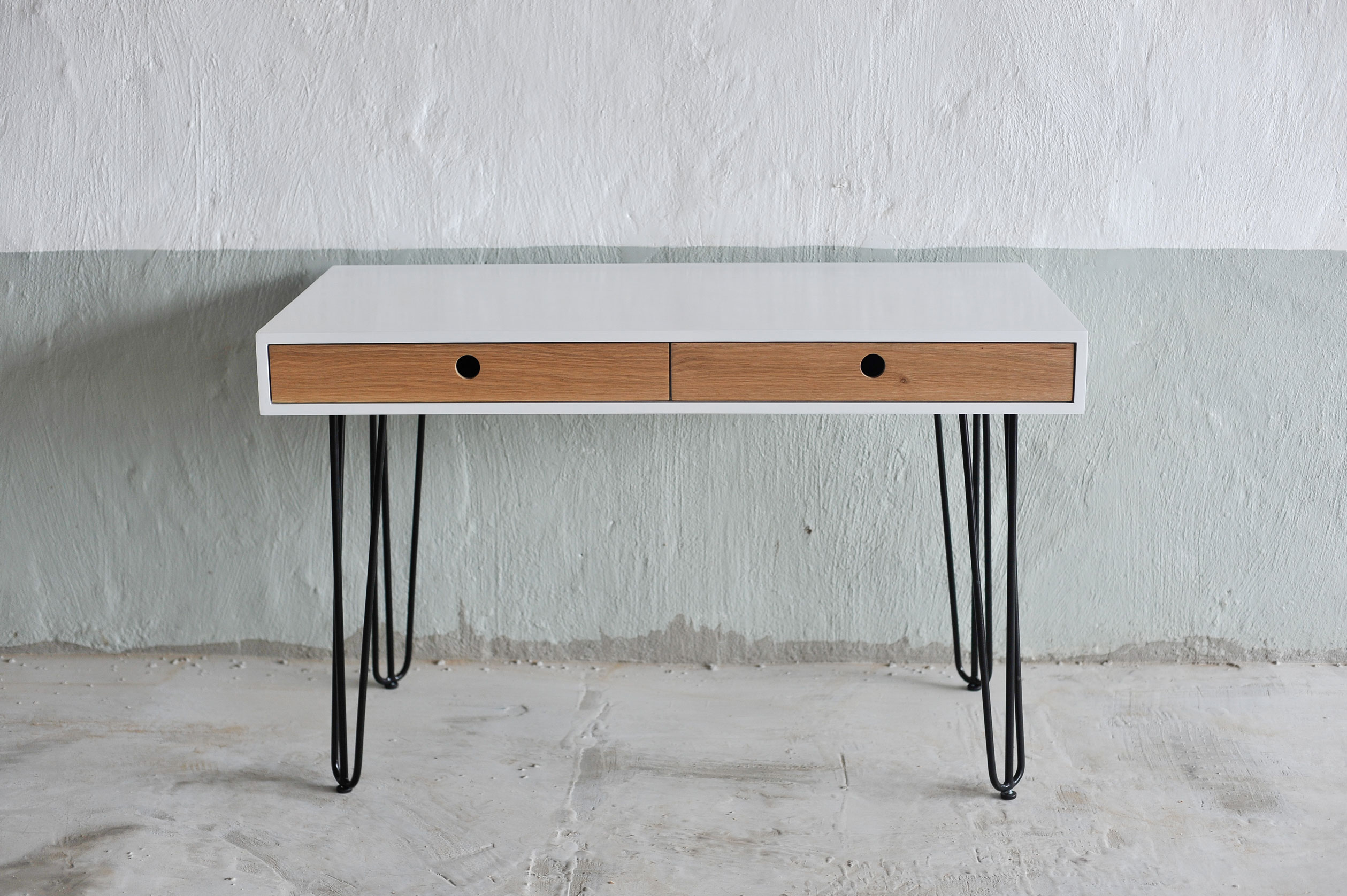 Svenska Hairpin Desk