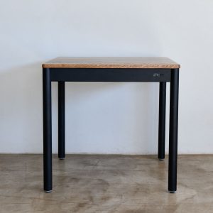 Imali | Café Table