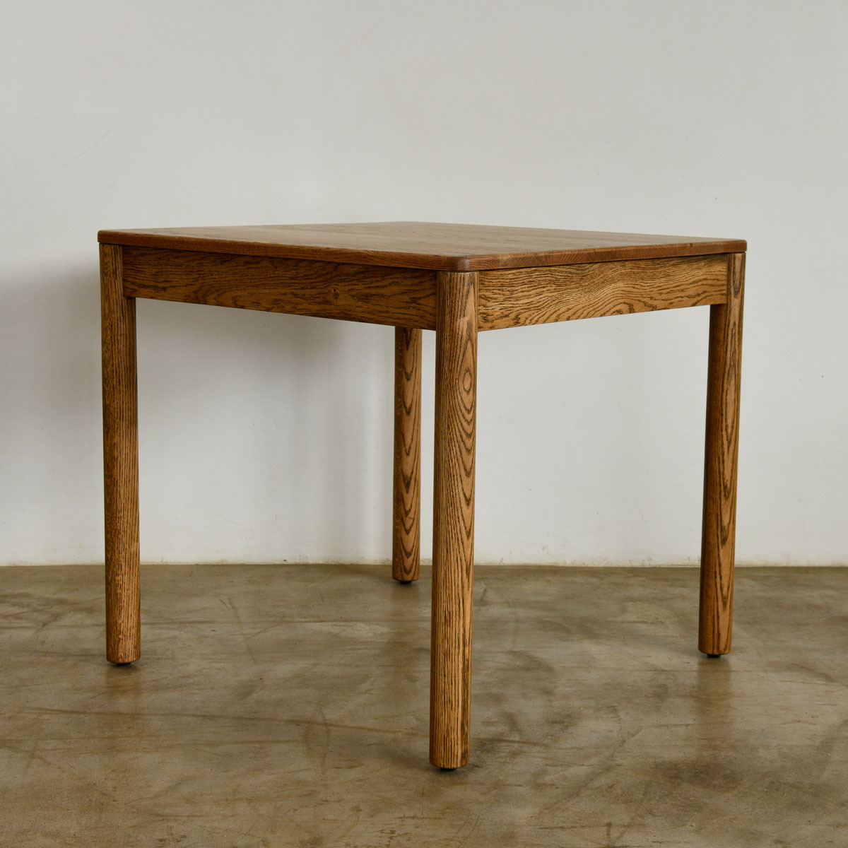 Idili Cafe Table - Indoor