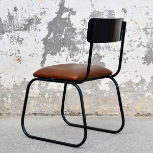 The Kantoor Chair | steel backrest